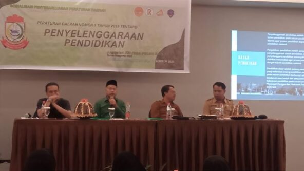 Legislator DPRD Kota Makassar, Abdul Wahid, Menggelar Sosialisasi Perda Penyelenggaraan Pendidikan, di Hotel Maxone, Selasa 5 Desember 2023