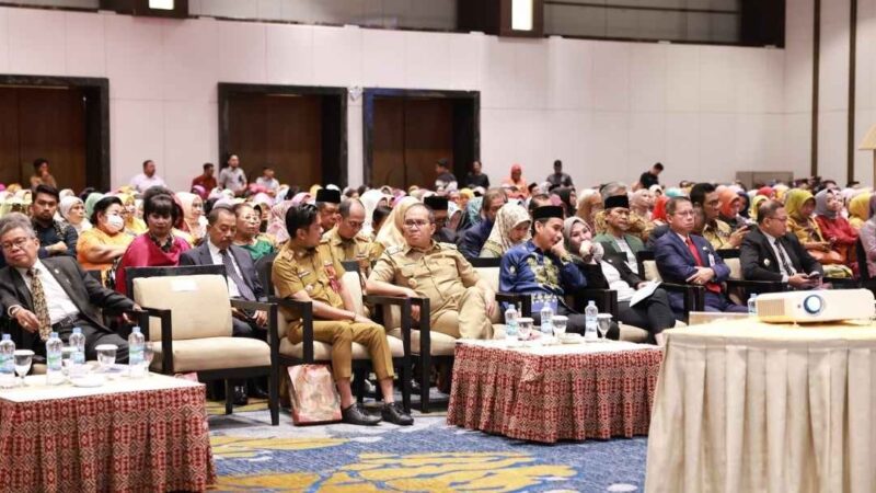 Ketua DPRD Kota Makassar, Rudianto Lallo, Menghadiri Pengukuhan Apiaty Amin K. Syam Sebagai Guru Besar Universitas Pepabri, Senin 15 Januari 2024