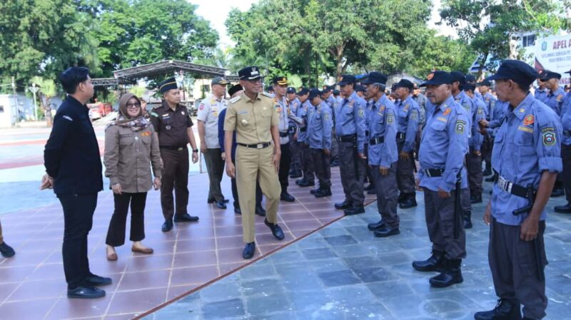 Pj Bupati Takalar, Setiawan Aswad, Memimpin Apel Akbar, Sekaligus Membuka Bimtek Satlinmas Sebagai Petugas TPS Pemilu, Sabtu 3 Februari 2024