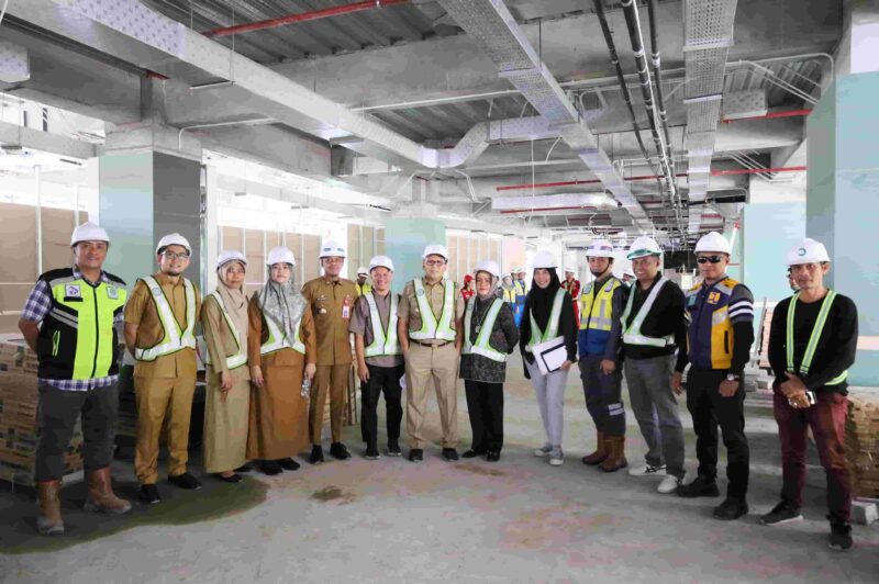 Wali Kota Makassar, Ir. Moh. Ramdhan Pomanto, Meninjau Pengerjaan Makassar Government Center (MGC), Selasa 13 Februari 2024