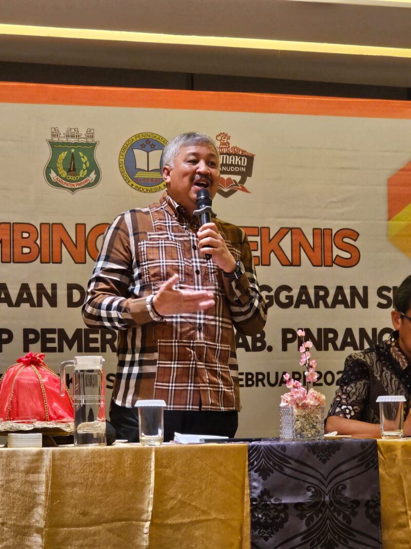 Bupati Pinrang Membuka
 Bimbingan teknis perencanaan dan penganggaran SKPD