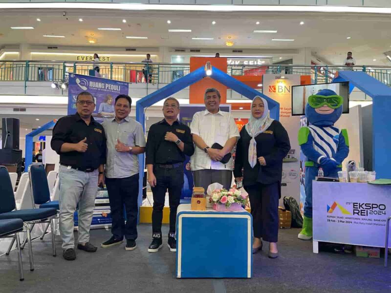 Direktur Utama Perumda Air Minum Kota Makassar, Beni Iskandar, Menghadiri Kegiatan Ekspo REI di Mall Ratu Indah, Rabu 28 Februari 2024