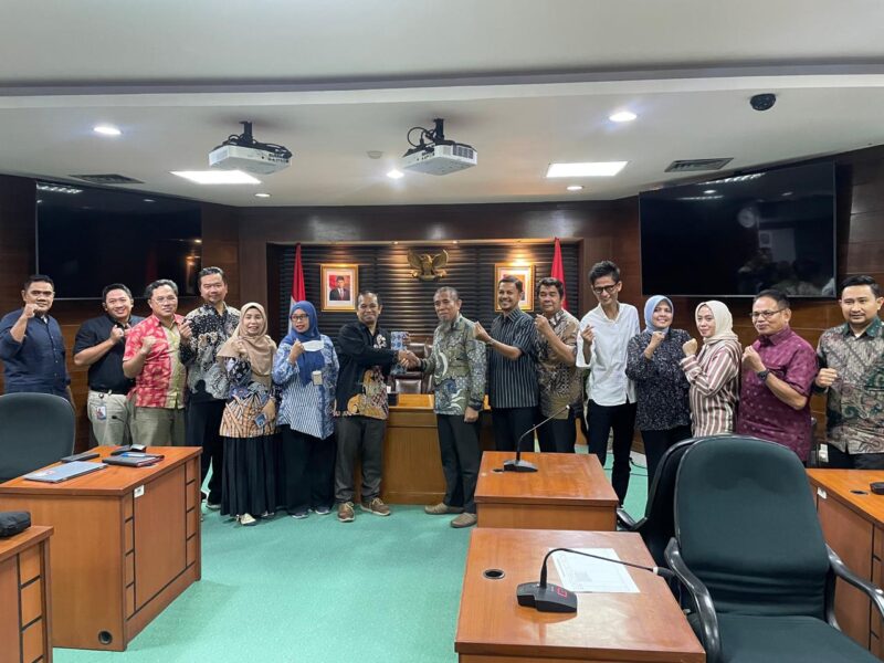 Komisi I DPRD Bidang Pemerintahan Kabupaten Wajo melakukan konsultasi dan koordinasi dengan Badan Kepegawaian Negara (BKN) RI pada Kamis, 21 Maret 2024