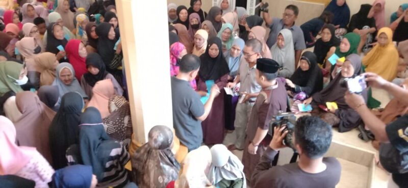 Masjid At-taubah kembali menyalurkan santunan kepada700 anak yatim, dhuafa Kamis (7/3/2024)