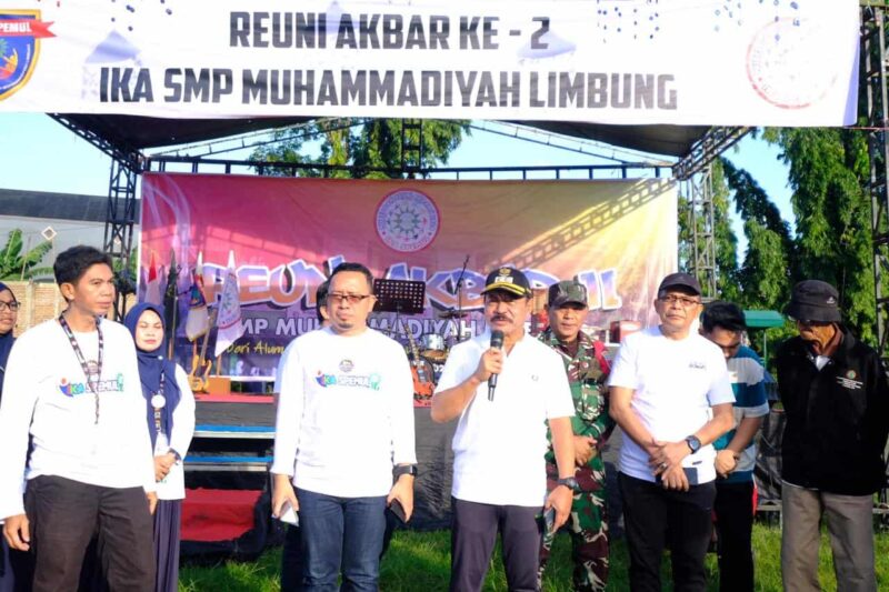 Wabup Gowa Lepas Ratusan Peserta Jalan Santai IKA SMP Muhammadiyah