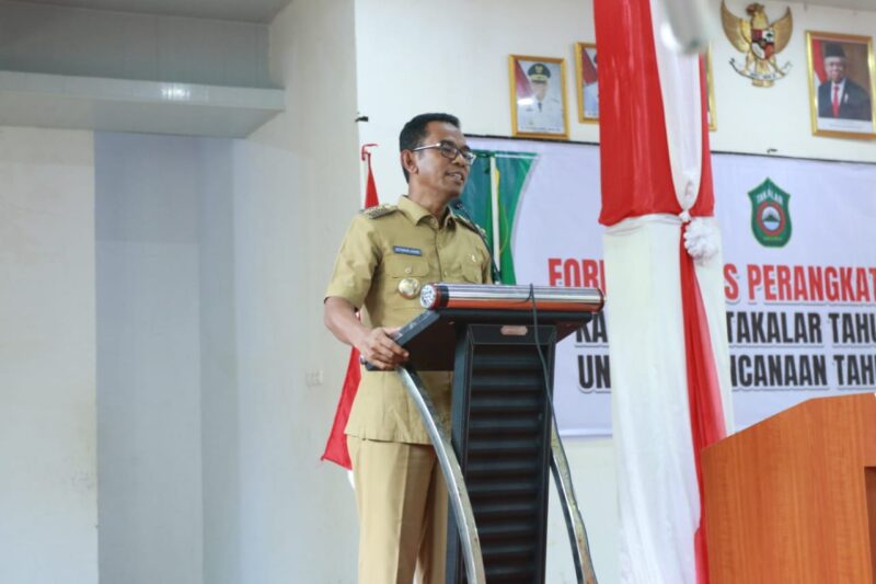Penjabat Bupati Takalar, Setiawan Aswad, Membuka Forum Lintas Perangkat Daerah Tahun, di Ruang Pola Kantor Bupati Takalar, Selasa 2 April 2024