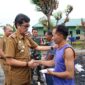 PLH Bupati Pinrang serahkan bantuan kepada korban bencana kebakaran