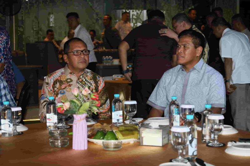 Kunjungan Kerja di Makassar, Danny Pomanto Dinner Bareng KSAL Laksamana TNI Muhammad Ali