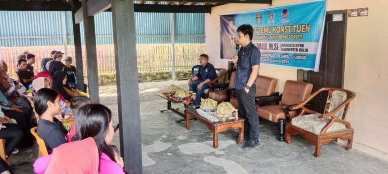 Anggota DPRD Wajo, Dr. H. Ambo Dalle Bohari, M.Si, melaksanakan kegiatan reses di Desa Mattirowalie, Kecamatan Maniangpajo, pada Rabu (4/12/2024)