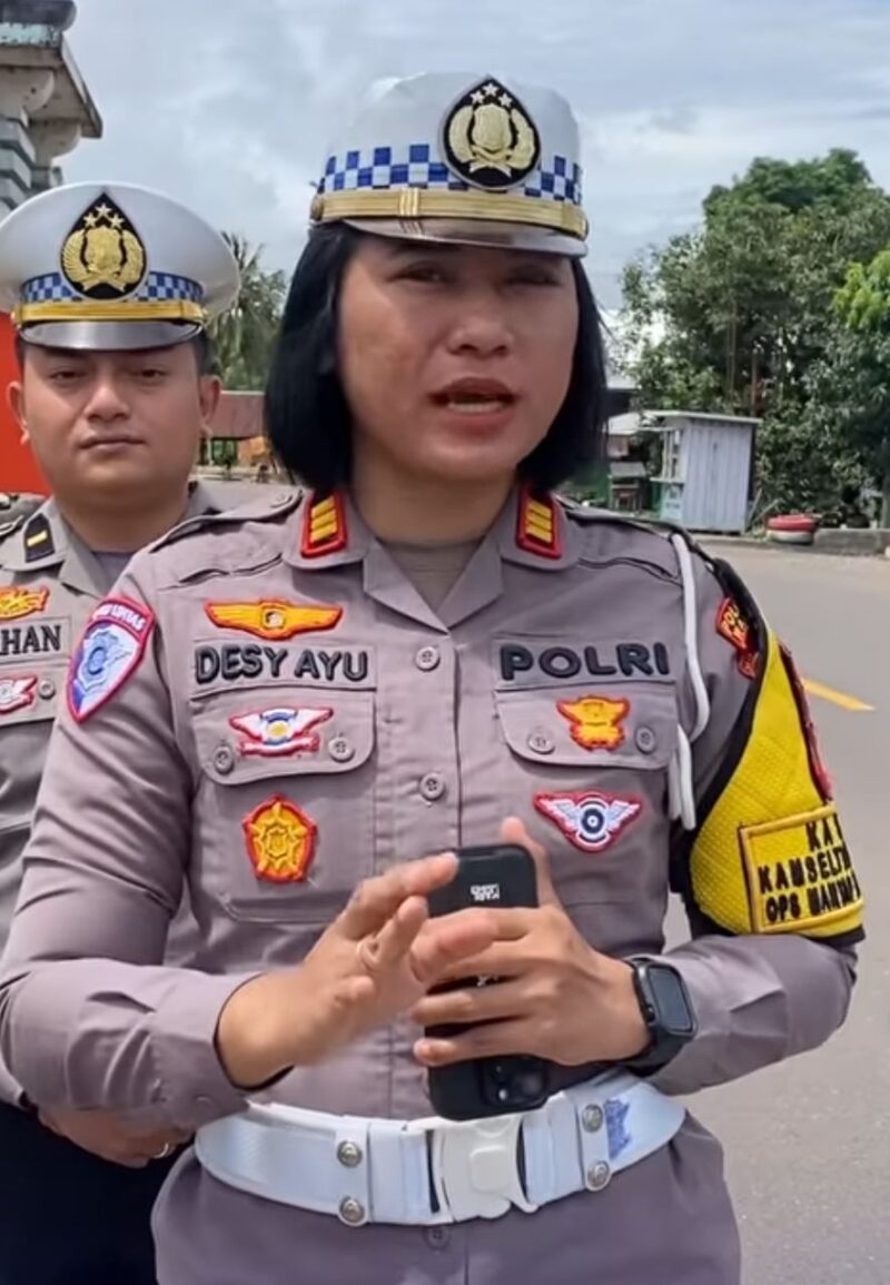epala Satuan Lalu Lintas Polres Wajo Polda Sulawesi Selatan,AKP Desy Ayu Dwi Putri, S.IK., MH