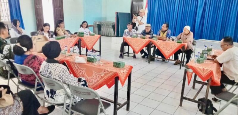 Suasana saat audiensi Tim 9 Garuda Plus di PWI DIY