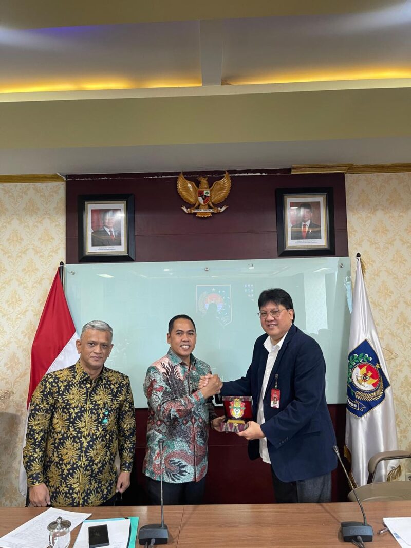 Sinergi untuk Desa Lebih Maju
Bupati Wajo, H. Andi Rosman, bersama Wakil Bupati dr. Baso Rahmanuddin, memimpin audiensi strategis dengan Ditjen Bina Pemerintahan Desa Kemendagri. Komitmen membangun desa dari pusat hingga ke pelosok Wajo