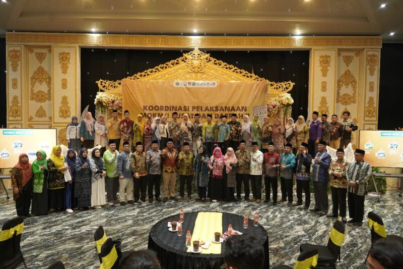 Foto bersama usai Rakornas MQK Internasional. Ajang kitab kuning ini jadi langkah besar pesantren Indonesia menuju pentas global.”
