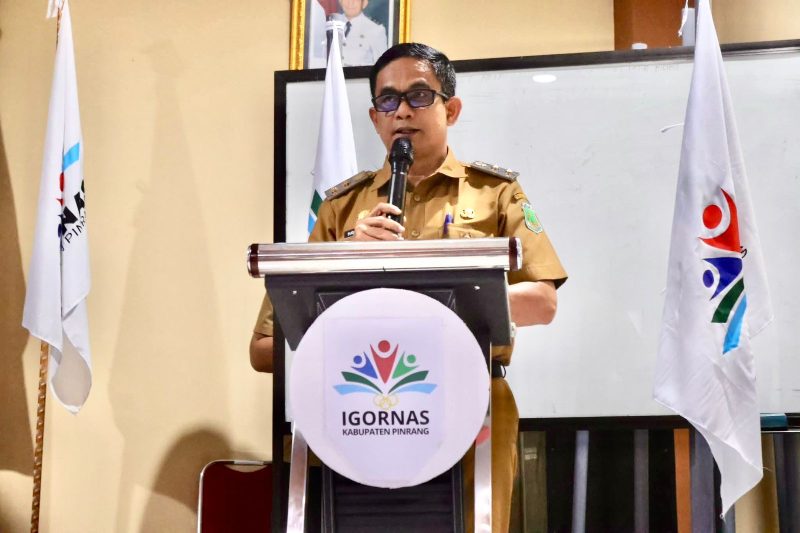 Wakil Bupati Pinrang, Sudirman Bungi, S.IP., M.Si. membuka   Rapat Koordinasi (Rakor) Ikatan Guru Olahraga Nasional (Igornas) Kabupaten Pinrang
