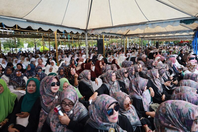 Ribuan masyarakat Pinrang antusias mengikuti tabligh Akbar dalam rangka HUT Kabupaten Pinrang ke - 66 tahun 2026