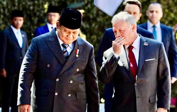 Foto: Raja Abdullah II dari Yordania bertemu Presiden Indonesia Prabowo Subianto di Istana Basman, Amman, Yordania