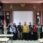 Kebersamaan itu kini tinggal kenangan, namun hangatnya akan selalu hidup dalam ingatan.
Almarhum Sabri Wahab bukan hanya seorang pimpinan, tetapi juga sosok yang dekat, ramah, dan penuh perhatian kepada staf serta rekan kerja.