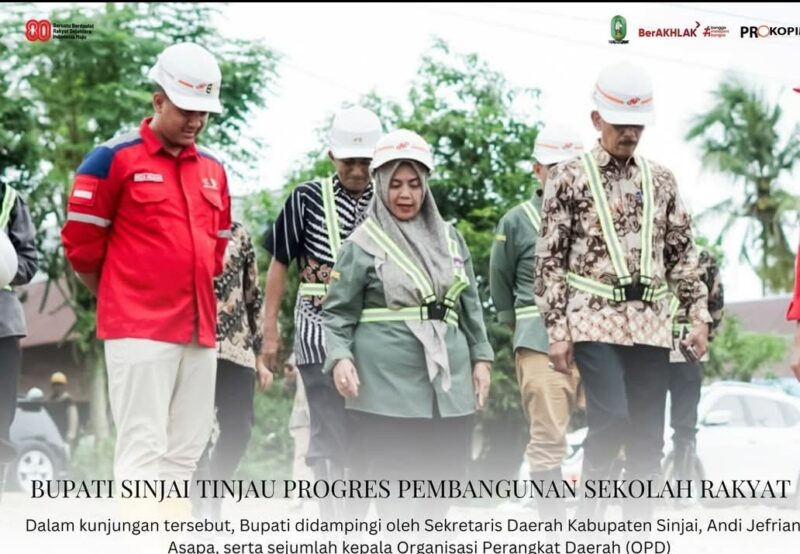 Bupati Sinjai Ratnawati Arif meninjau proyek  pembangunan Sekoah Rakyat di Sinjai yang sudah memasuki progres pengerjaan fisik 82 persen.
