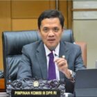 Ketgam:
Ketua Komisi III DPR RI, Habiburokhman, membaca dan menetapkan nama-nama Hakim Agung yang mendapat persetujuan DPR RI setelah mengikuti Fit and Proper Test. (dok.ist)