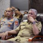 Bupati Pinrang H. A. Irwan Hamid, S.Sos., didampingi Kapolres Pinrang AKBP. Edy Manggabarani, mengikuti Rapat Koordinasi Evaluasi dan Monitoring Penyaluran BBM dan LPG Bersubsidi yang digelar Pemerintah Provinsi Sulawesi Selatan dan dipimpin langsung Gubernur Sulawesi Selatan A. Sudirman Sulaiman yang digelar secara Daring.