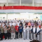Sekda Pinrang Andi Calo Kerrang saat membuka webinar nasional dalam rangka hari ulang tahun (HUT) Ikatan Bidan Indonesia (IBI)ke 75 di ruang pola kantor Bupati Pinrang.